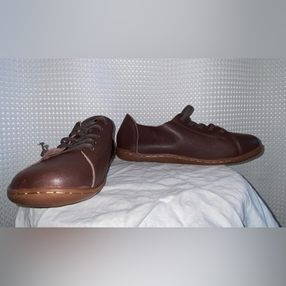 Women’s brown leather shoes size US 7,5 (knock off camper peu shoes) - Picture 7 of 10